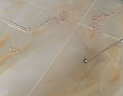 细河瓷砖空鼓维修公司分享粘合剂选择不当在瓷砖铺贴过程中可能导致以下问题
